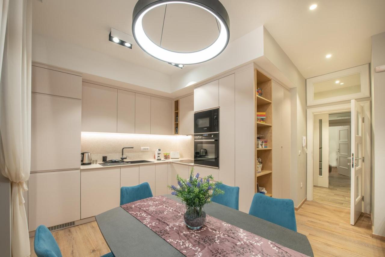 Sasha Di Cattaro - Old Town Lux Apartment Ngoại thất bức ảnh